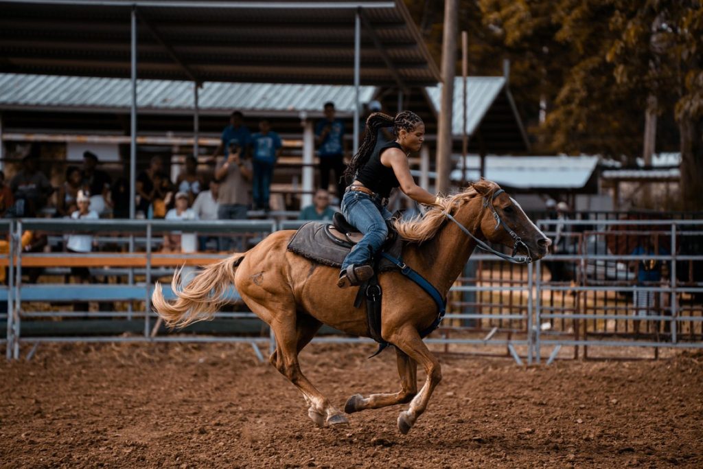 Avis : roper pour les bals en carré