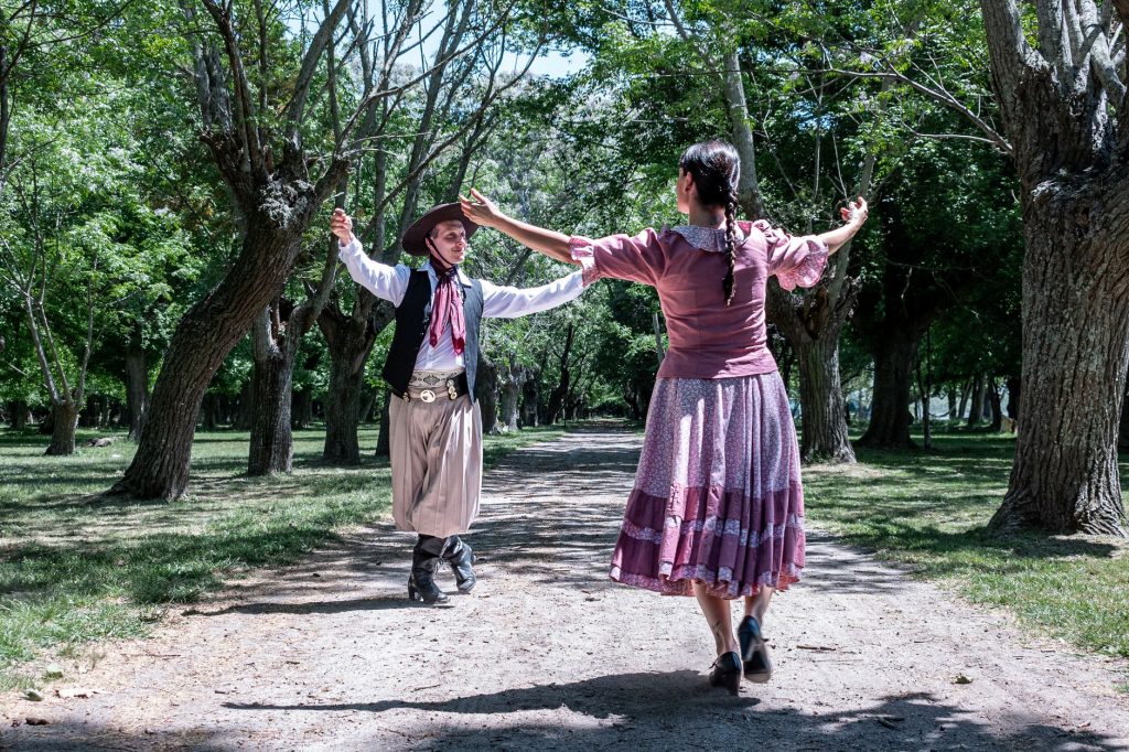 Où danser la country en France : les villes à ne pas manquer