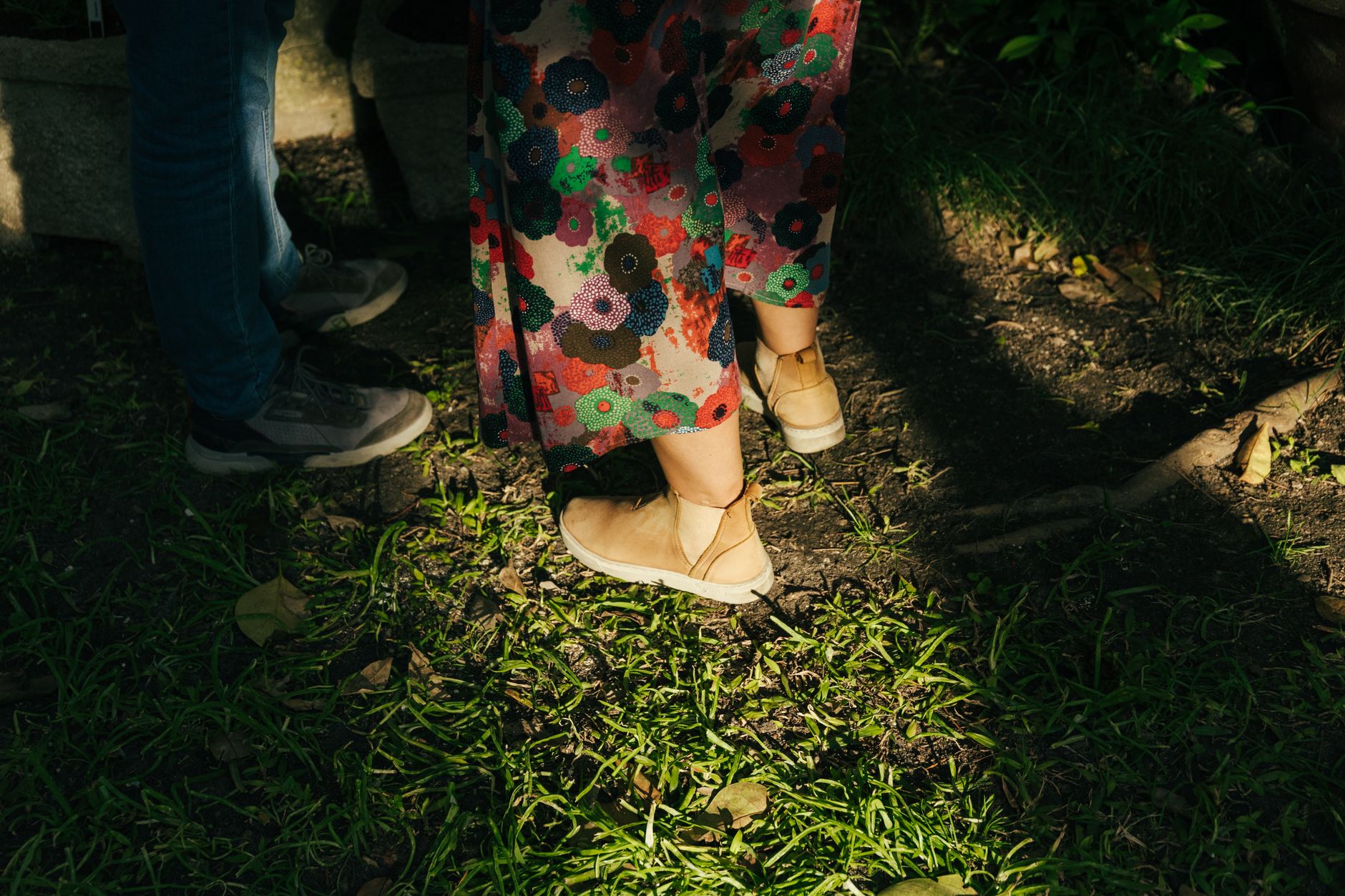 Dansko ou Merrell : choisir pour une longue soirée de danse